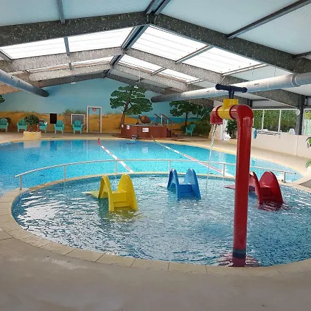 Mobilhome 2ch Climatise A La Palmyre Campsite *