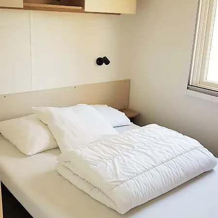 Mobilhome 2ch Climatise A La Palmyre